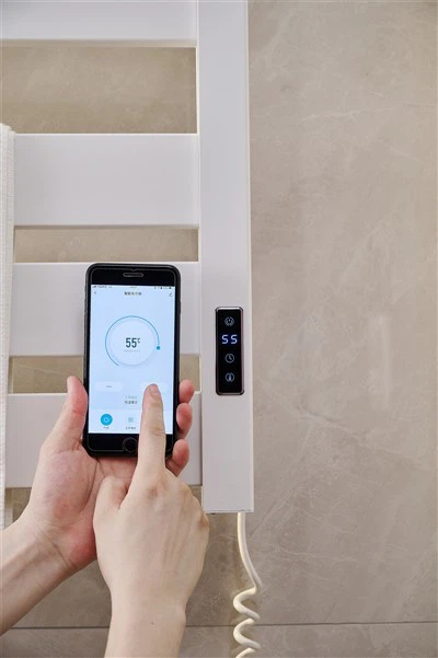 Independent Heated Towel Rack